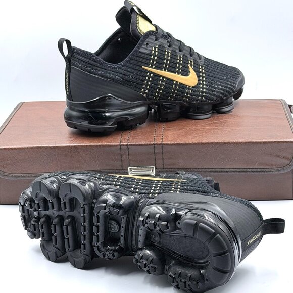 Nike Air VaporMax Flyknit 3 GS 'Black Gold' - Picture 10 of 10